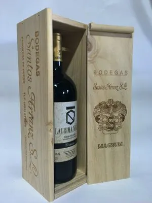 Estuche de madera de una botella con la tapa corrida